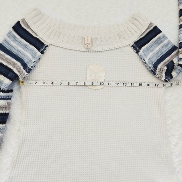 NWT Altar'd State Samantha Top Waffle Knit Ivory Blue Grey Bell Sleeves - Size M - Picture 6 of 15